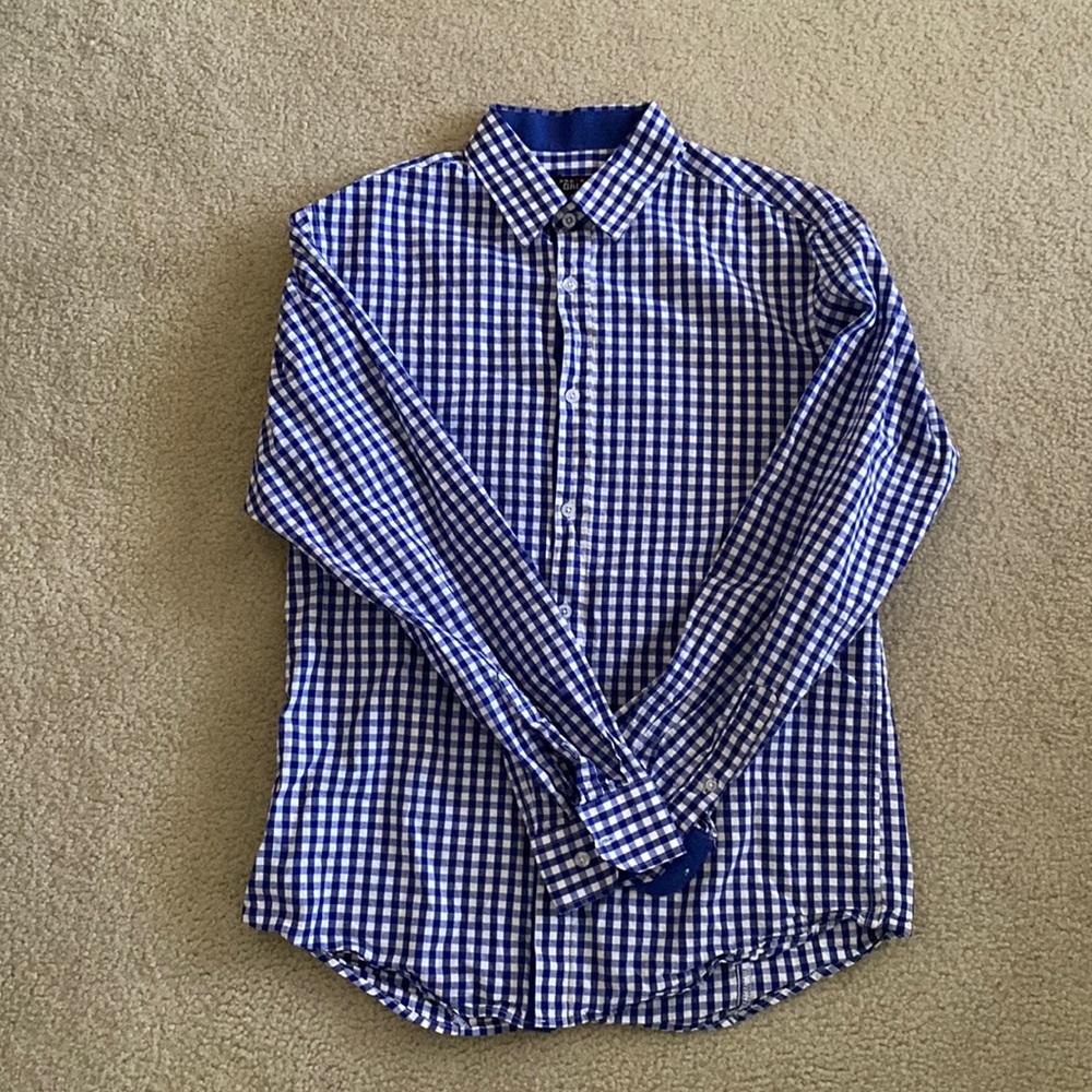 Blue plaid long sleeve button down shirt